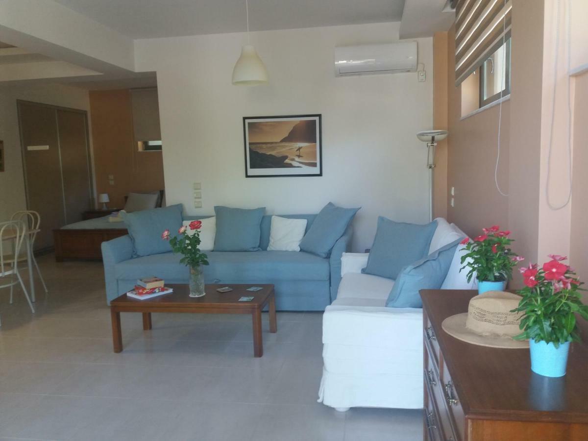 Lena'S Fresh Studio Near The Airport With Seaview アルテミダ エクステリア 写真